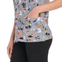 618 Spooky Animal Fun Printed V-Neck Top