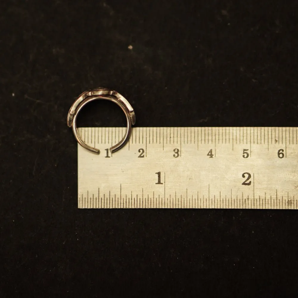 Aparajita Toe Ring