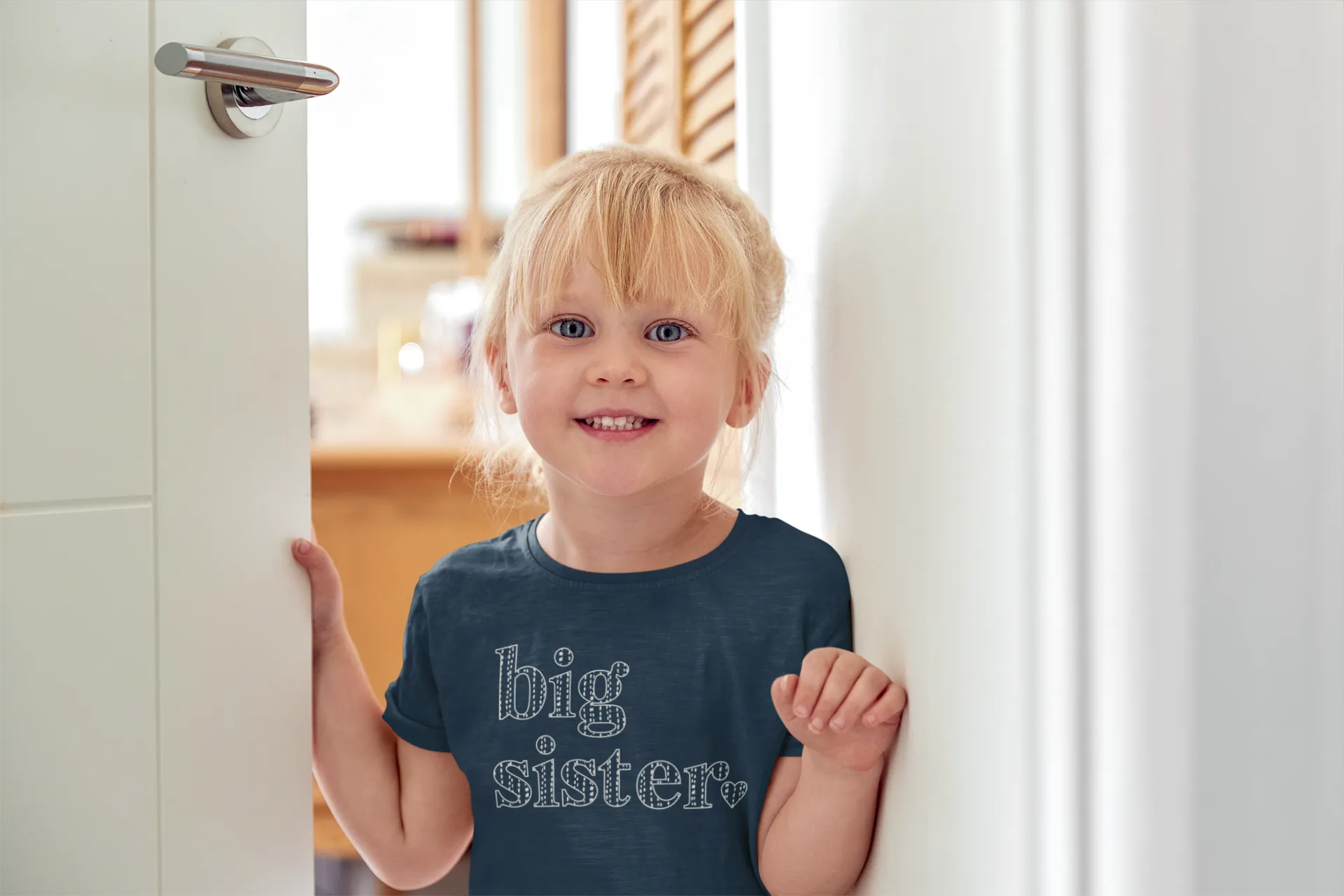 Big Sister T-Shirt Luna