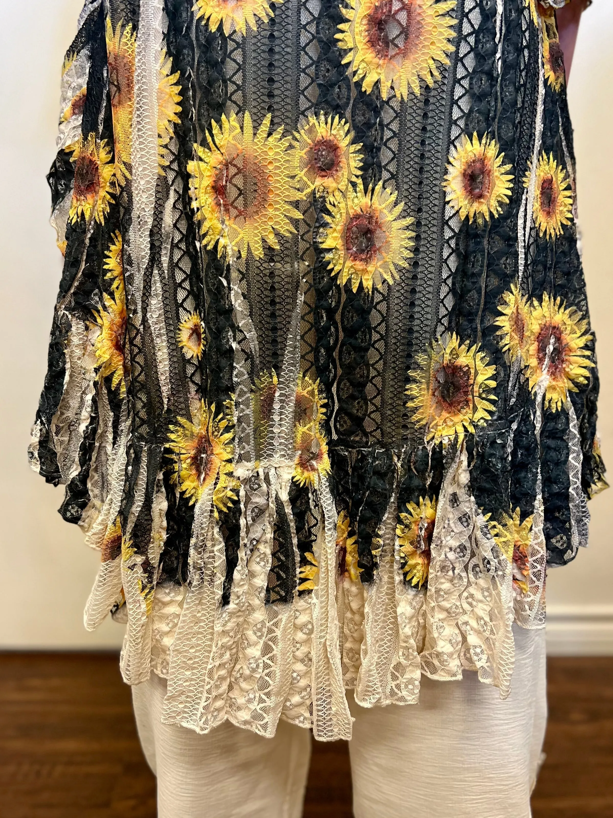 Blowing Sunflower Lace Duster