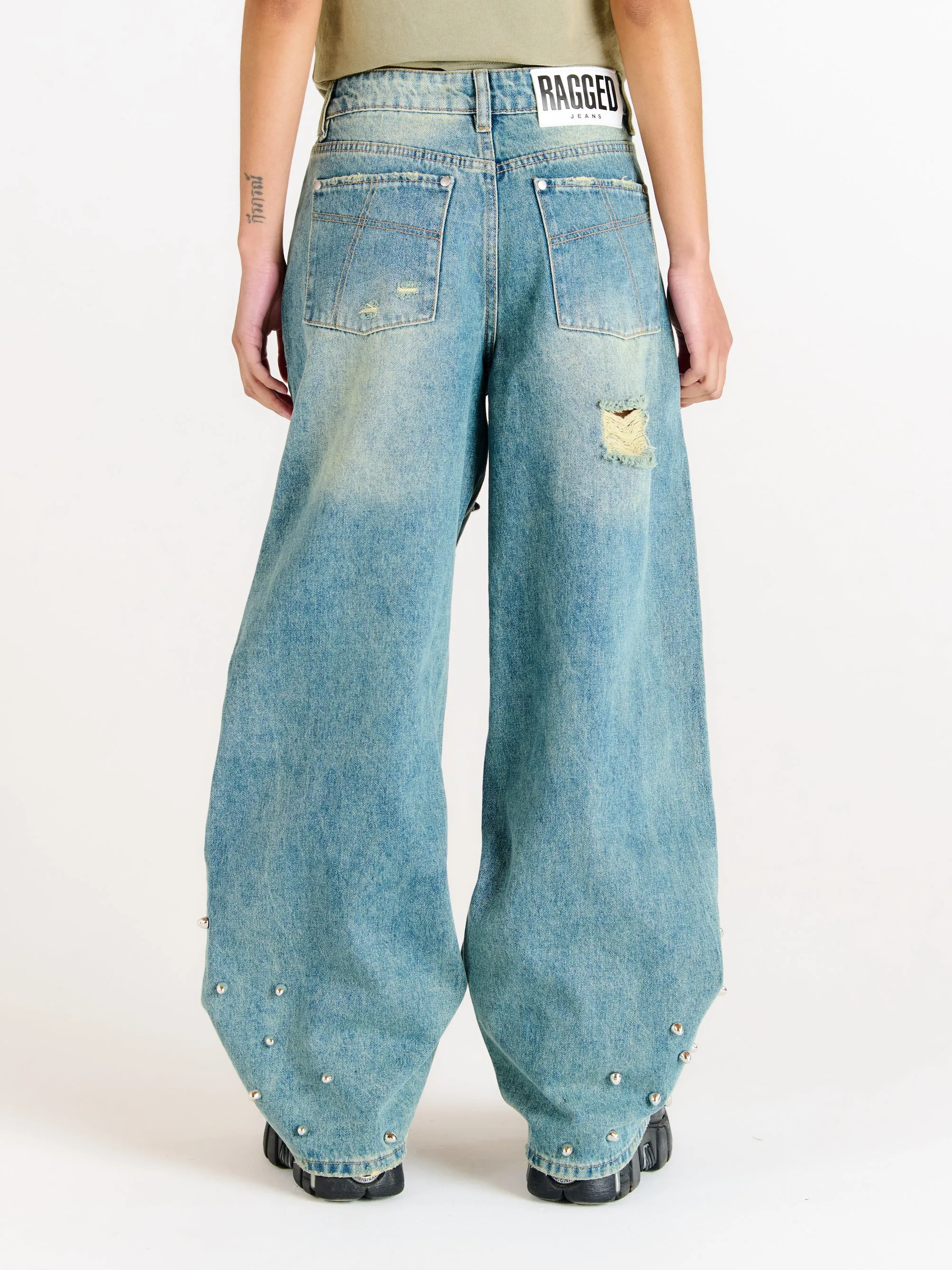 Dirty Wash Distressed Release Jean