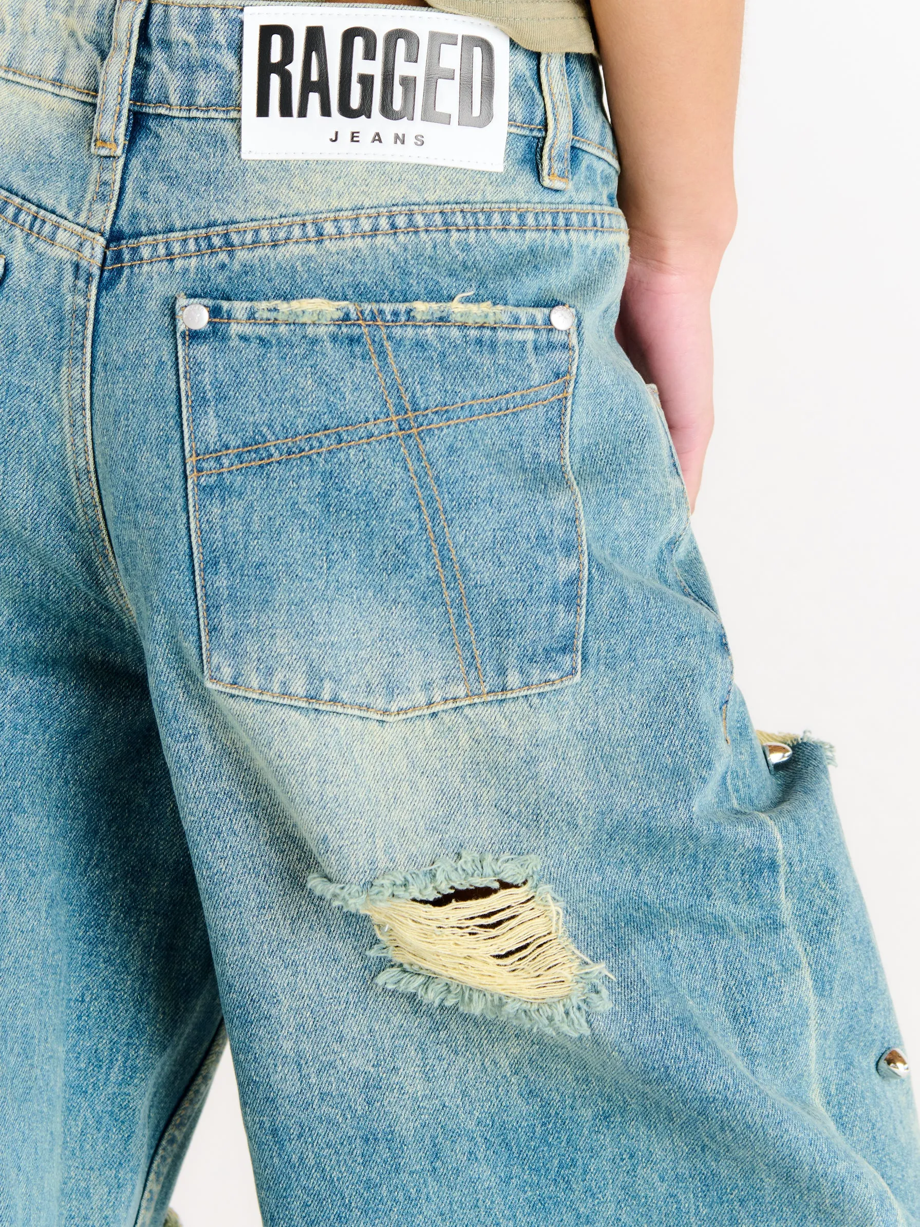 Dirty Wash Distressed Release Jean