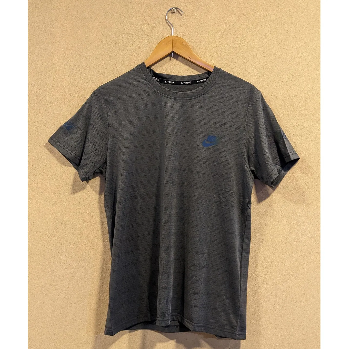 NK - Men 'Dark Grey' Short Sleeve Dry Fit T-Shirt SP12