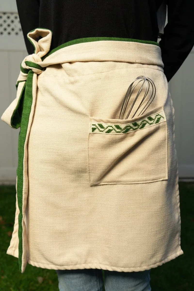 Olive Branch Apron in Vanilla Cream