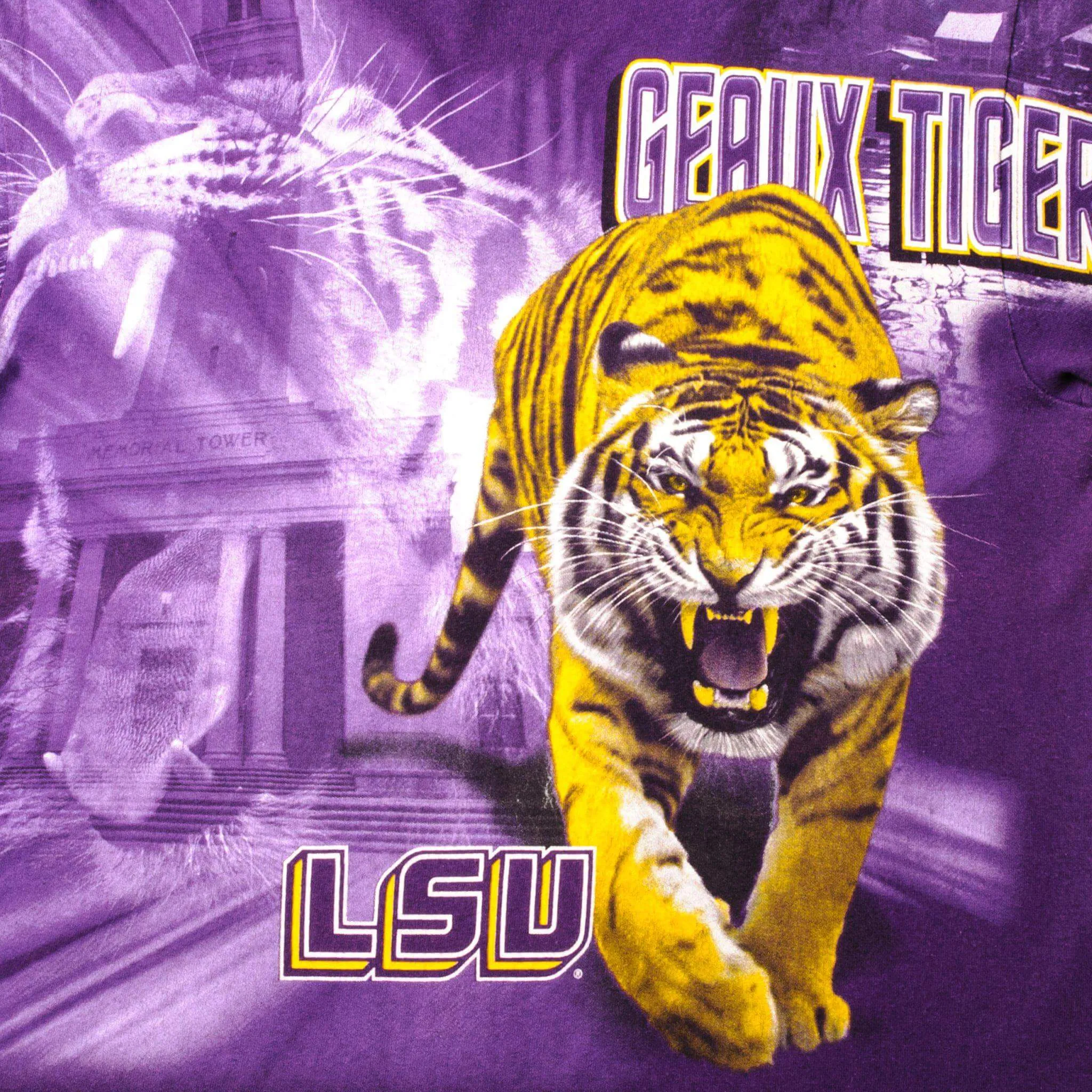 VINTAGE ALL OVER PRINT LSU TIGERS TEE SHIRT SIZE LARGE